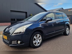 Peugeot 5008 - 1.6 THP Style 7p. PANO NAVI PSENSOR LEDER CRUISE TREKHAAK 2 X SLEUTELS