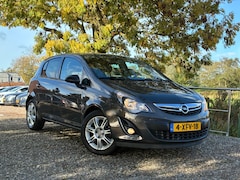 Opel Corsa - 1.2-16V BlitZ | Cruise + Clima + Navi Nu €3.975,