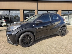 Toyota Aygo X - 1.0 VVT-i Play | Camera | CarPlay | ACC | Airco | Nieuwe LMV + banden ACC | Grootlichtassi
