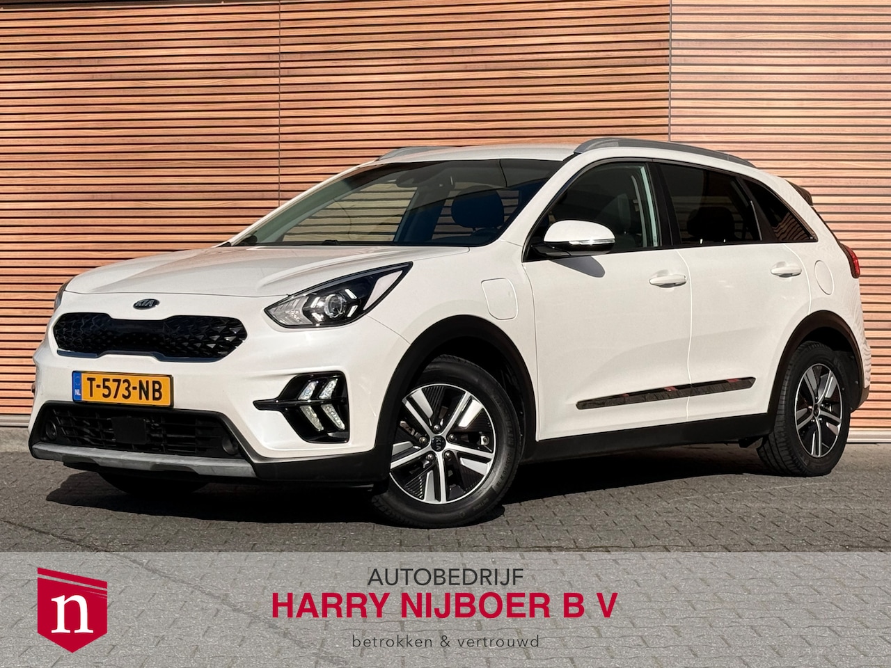 Kia Niro - 1.6 GDi PHEV DynamicPlusLine Winterpakket / Trekhaak / Camera - AutoWereld.nl