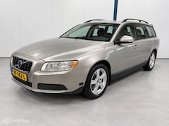 Volvo V70 - 2.5T AUTOMAAT / YOUNGTIMER