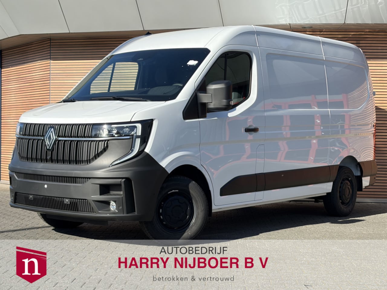 Renault Master - T35 2.0 dCi 170 L2H2 Extra Trekhaak / Betimmering / Navi / Camera - AutoWereld.nl