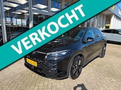 Volkswagen T-Roc - 1.5 TSI MILD HYBRID R-Line 150PK / ACHTERUITRIJCAMERA / ELEKT ACHERKLEP