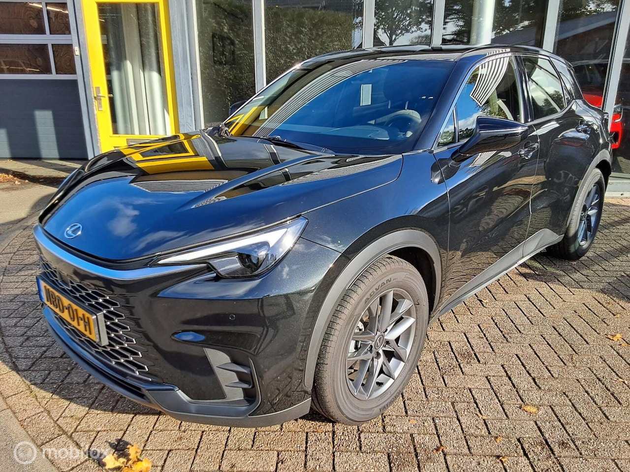 Lexus LBX - 1.5 Business Line 2WD - AutoWereld.nl