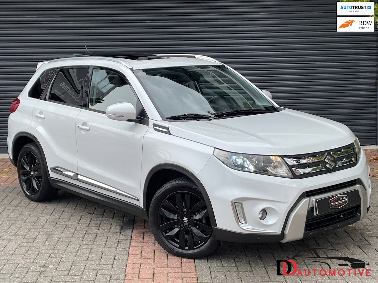 Suzuki Vitara - 1.6 High Executive Allgrip Trekhaak | Automaat | Panoramadak | Camera | Keyless | Acc - AutoWereld.nl