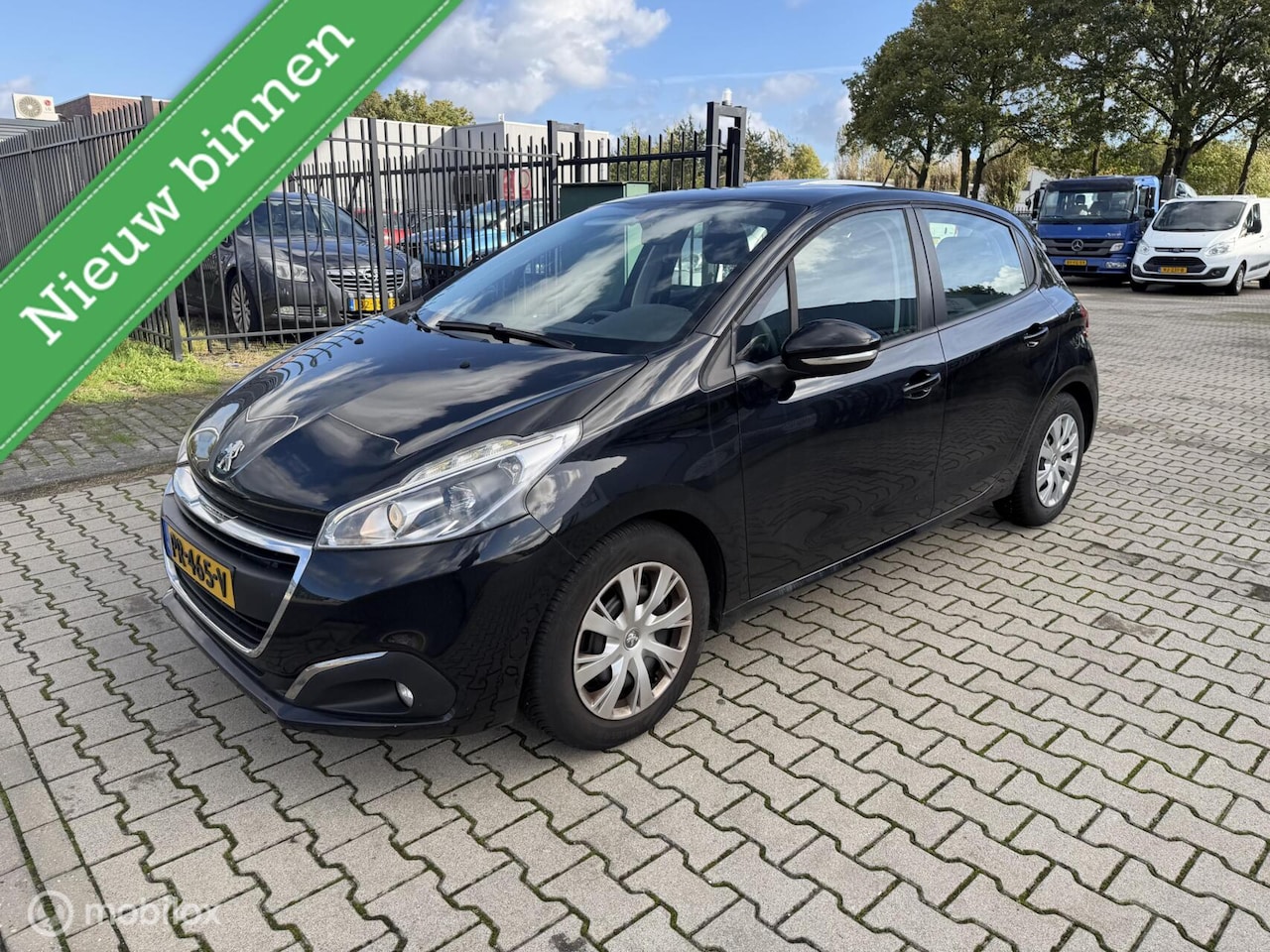 Peugeot 208 - 1.2 PureTech Blue Lion 1.2 PureTech Blue Lion - AutoWereld.nl