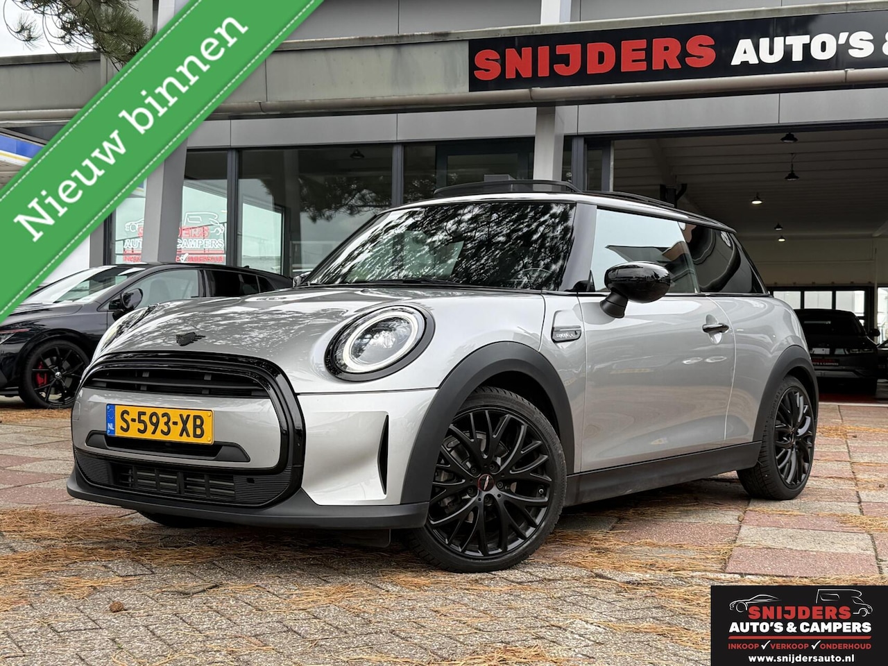 MINI 3-Deurs - 1.5 Cooper Camden Plus Edition - AutoWereld.nl