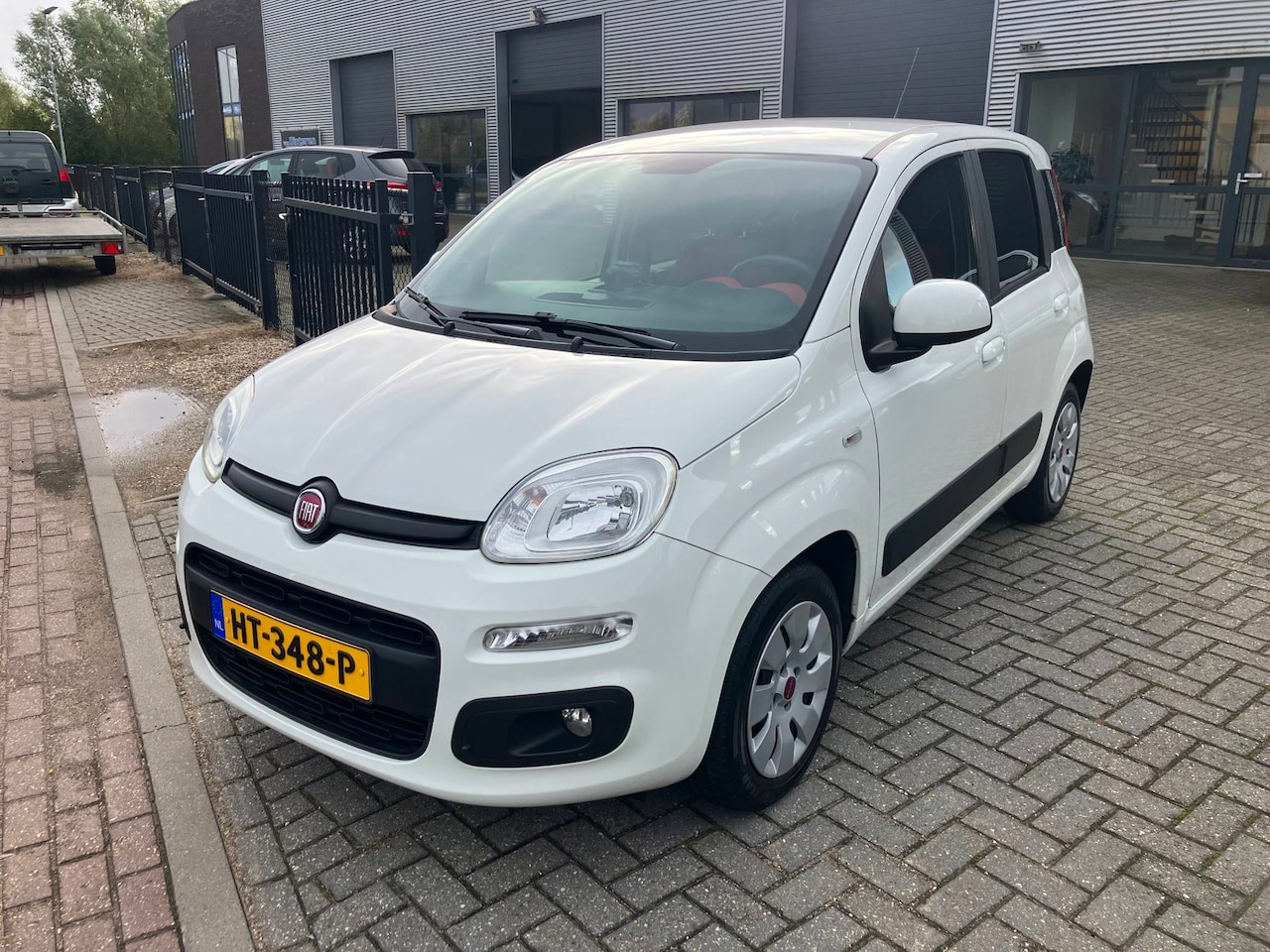 Fiat Panda - 1.2 Lounge+ Pack STOERE PANDA !!! - AutoWereld.nl