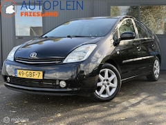Toyota Prius - 1.5 VVT-i Tech Edition|Keyless|Navi|Cruise