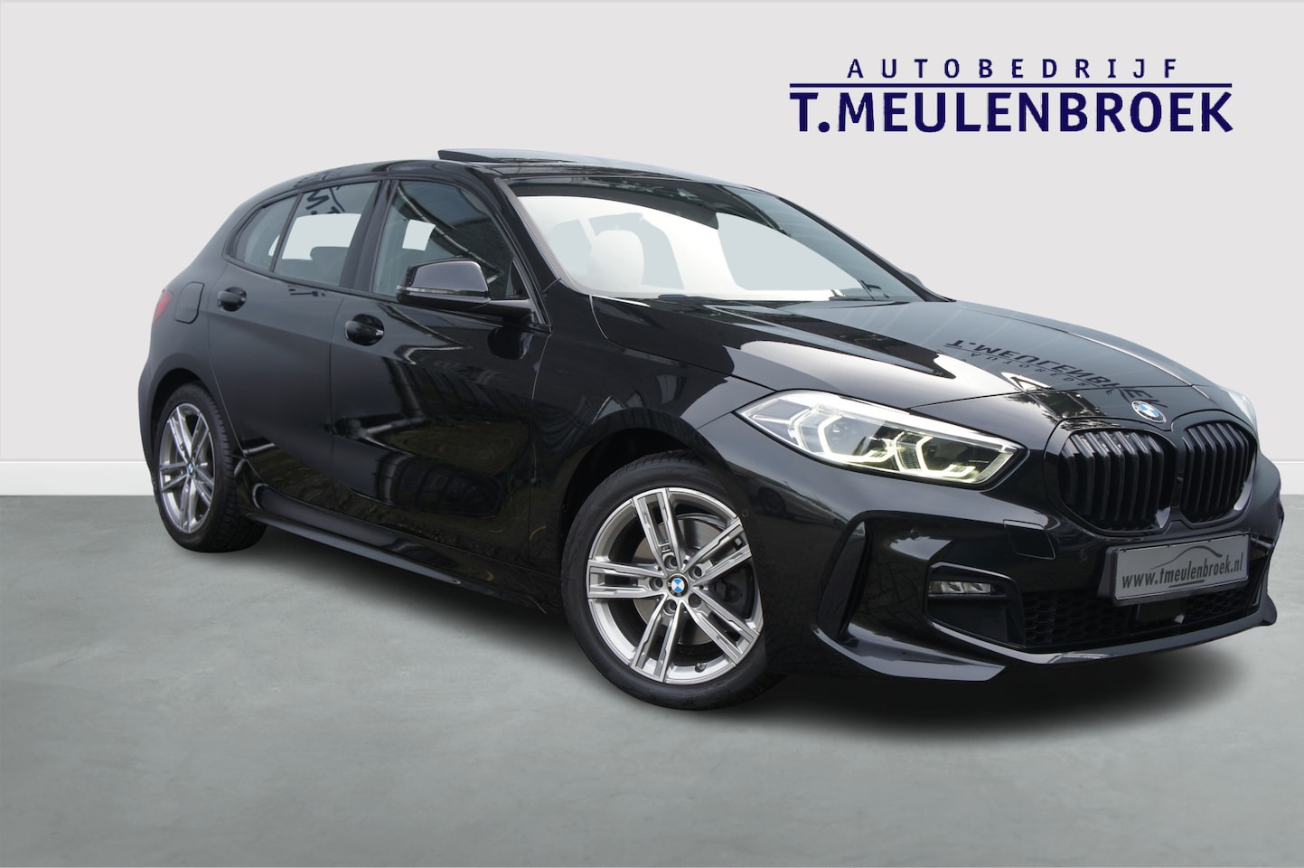 BMW 1-serie - 118i M Sport 118i M sport, Panoramadak, - AutoWereld.nl