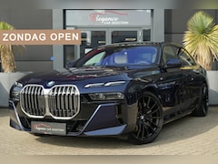BMW 7-serie - 750e xDrive M Sport | 489PK | Exclusive Lounge | HUD | B&W | Pano | Sky Lounge | Massage |