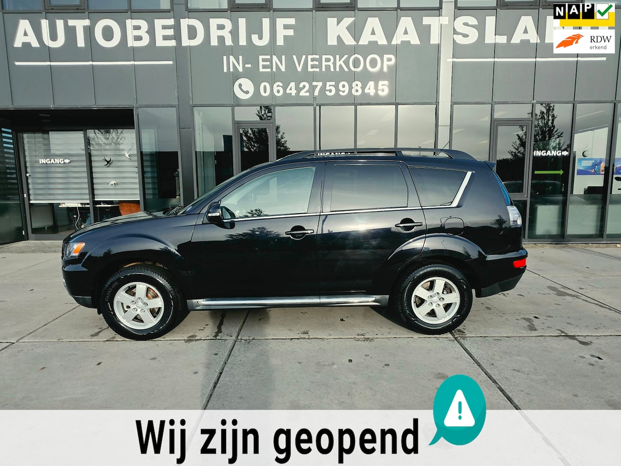 Mitsubishi Outlander - 2.0 Intro Edition - Clima - Cruise - Leer - - AutoWereld.nl