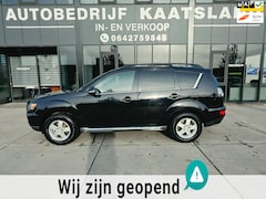 Mitsubishi Outlander - 2.0 Intro Edition - Clima - Cruise - Leer