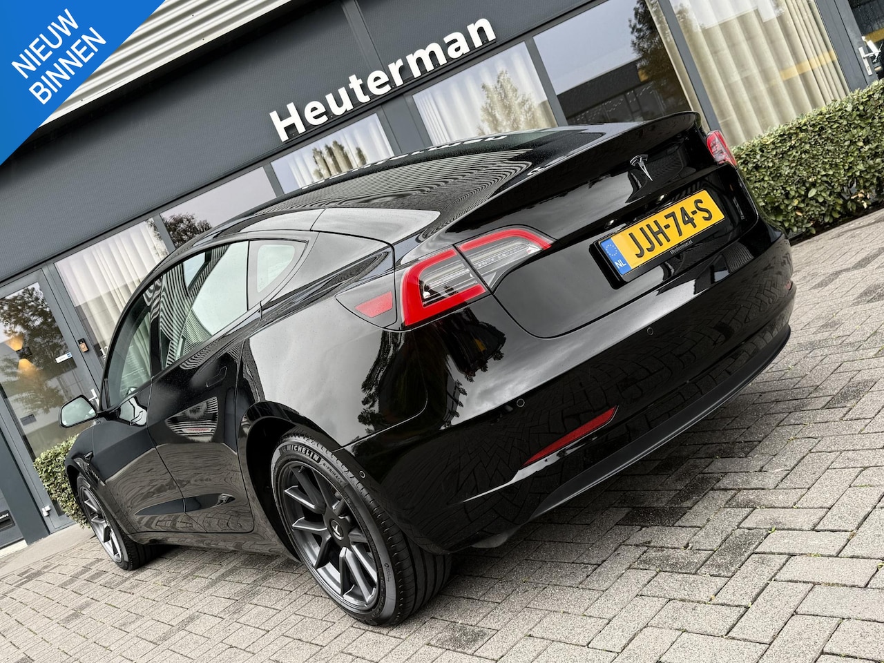 Tesla Model 3 - Standard RWD Plus/ LFP/ Pano/94%SOH - AutoWereld.nl