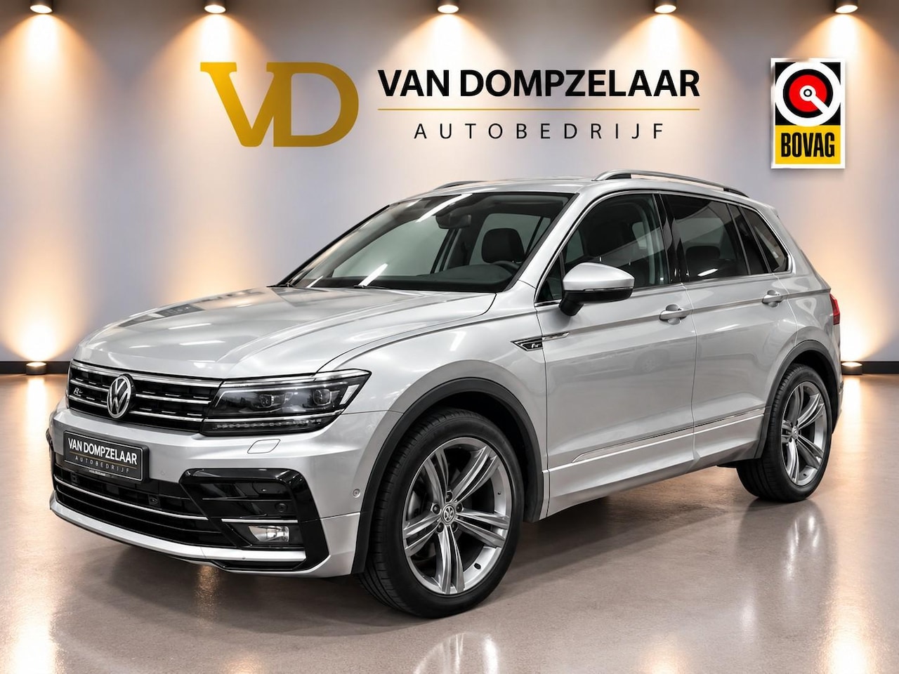 Volkswagen Tiguan Allspace - 1.5 TSI AUTOMAAT Highline Business PANODAK / LEDER / 3X R-LINE / - AutoWereld.nl