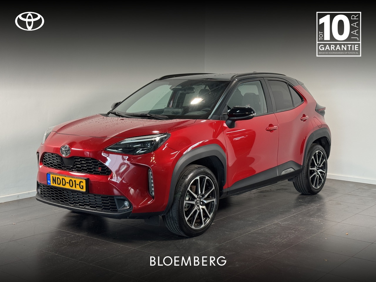 Toyota Yaris Cross - 1.5 Hybrid 130 GR SPORT | Panoramadak | Head-up display | Dodehoekdetectie | - AutoWereld.nl