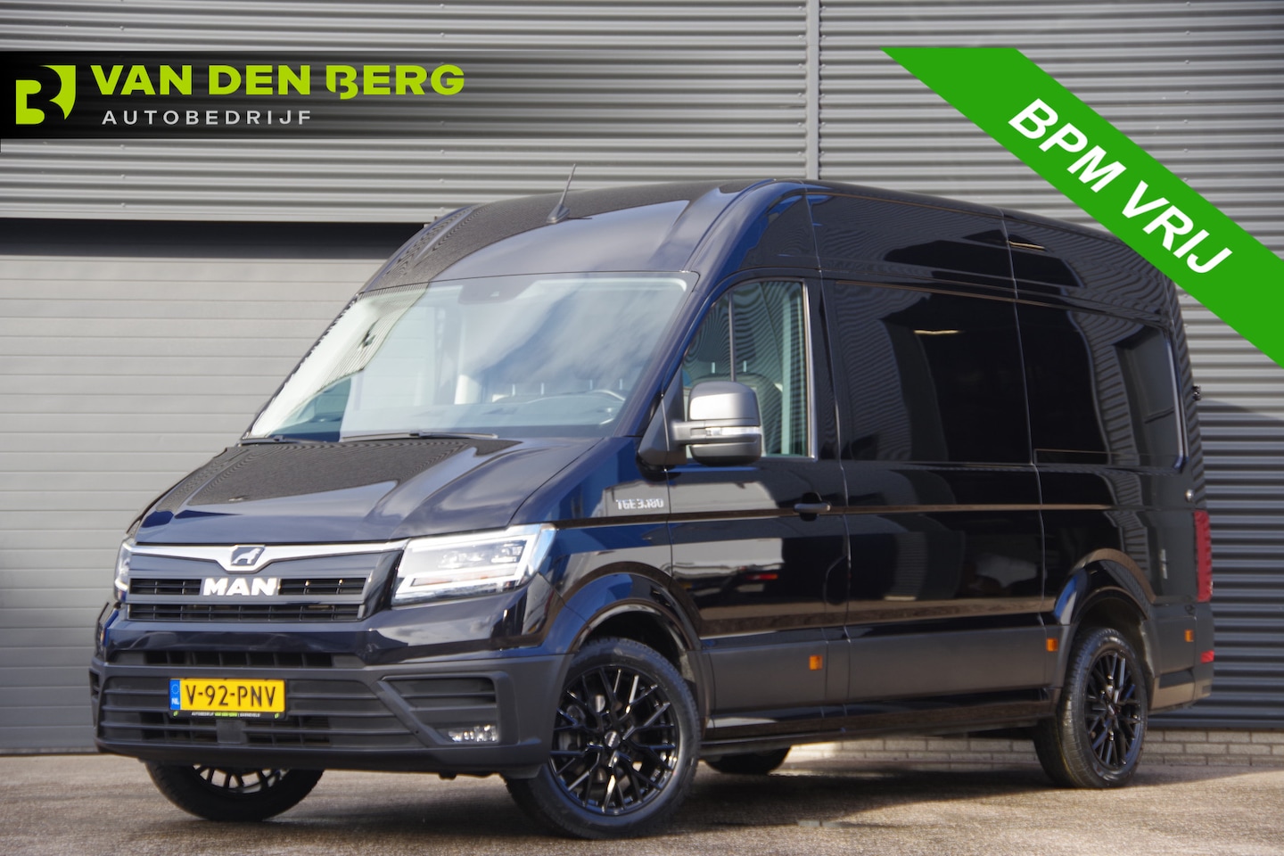 MAN TGE - 3.180 35 2.0 L3H3(L2H2) 3-ZITS, 177PK AUT. LED, TREKHAAK, STOELVERWARMING, CAMERA, NAVI, C - AutoWereld.nl