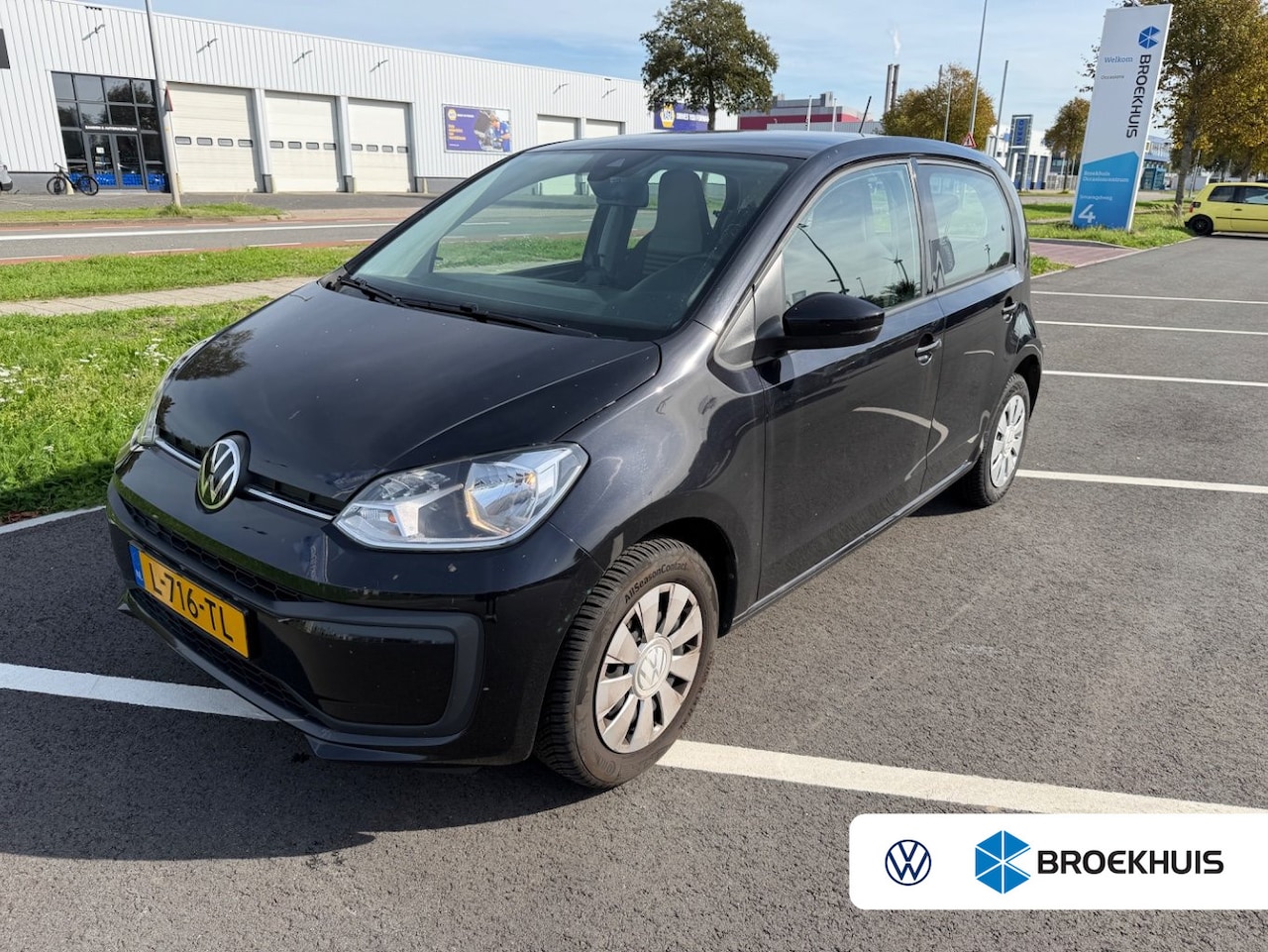 Volkswagen Up! - 1.0 l Metallic lak l  5 Deurs l Airco l Elektr. Ramen l Radio/Bluetooth l - AutoWereld.nl