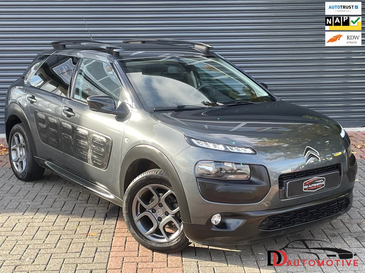 Citroën C4 Cactus - 1.2 PureTech Shine Clima | Navi | Nwe APK | Cruise - AutoWereld.nl