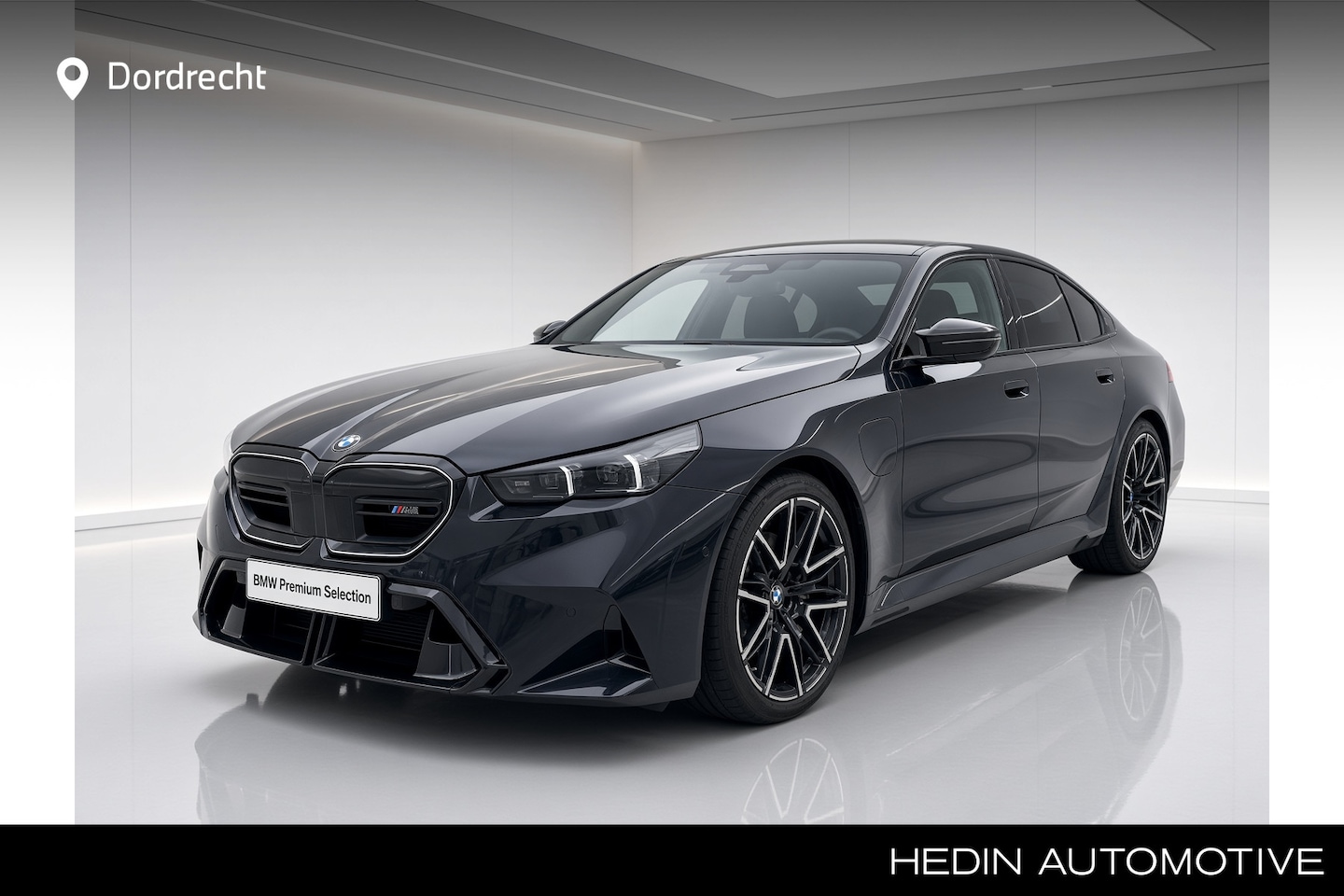 BMW M5 - 5-serie | 20/21 inch | Panorama. | Driv.+ Park. Prof. | M Multifunctionele voorstoelen | M - AutoWereld.nl