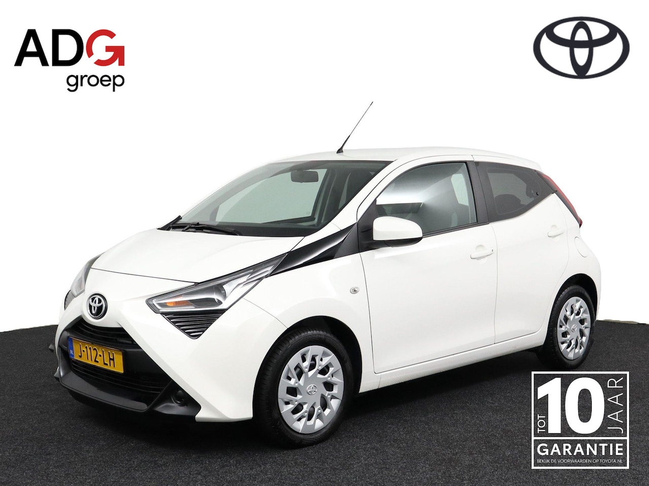 Toyota Aygo - 1.0 VVT-i x-play | DAB+ | Achteruitrijcamera | Apple Carplay/Android Auto - AutoWereld.nl