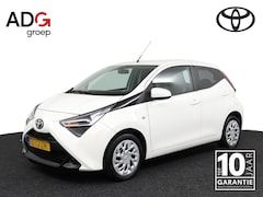Toyota Aygo - 1.0 VVT-i x-play | DAB+ | Achteruitrijcamera | Apple Carplay/Android Auto