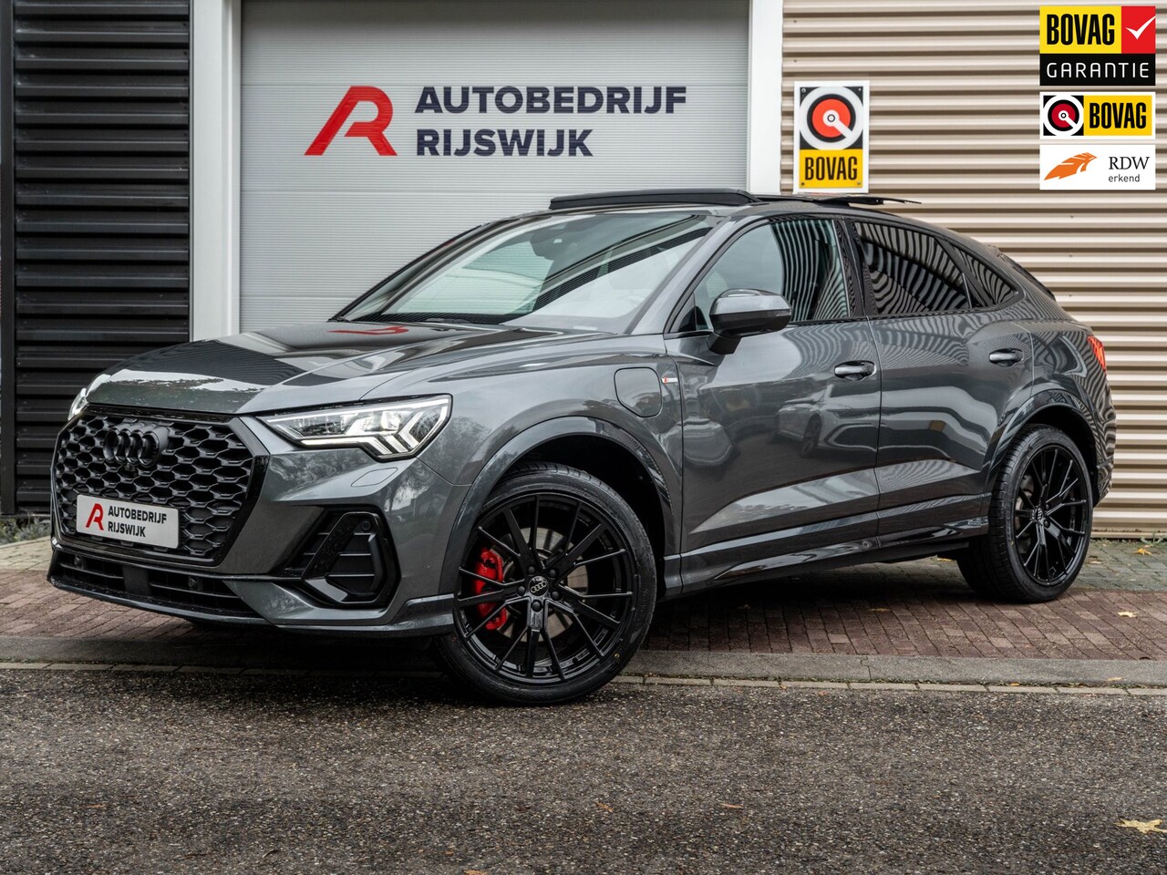 Audi Q3 Sportback - 45 TFSI e S Edition Pano/Sfeer/360/Matrix - AutoWereld.nl