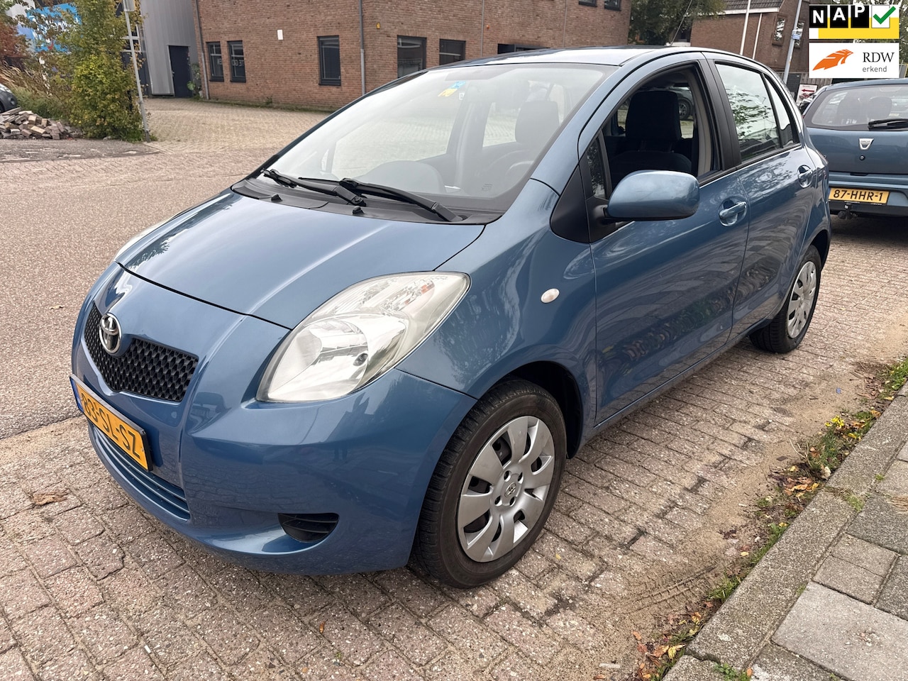 Toyota Yaris - 1.3 VVTi Sol MMT 1.3 VVTi Sol MMT - AutoWereld.nl
