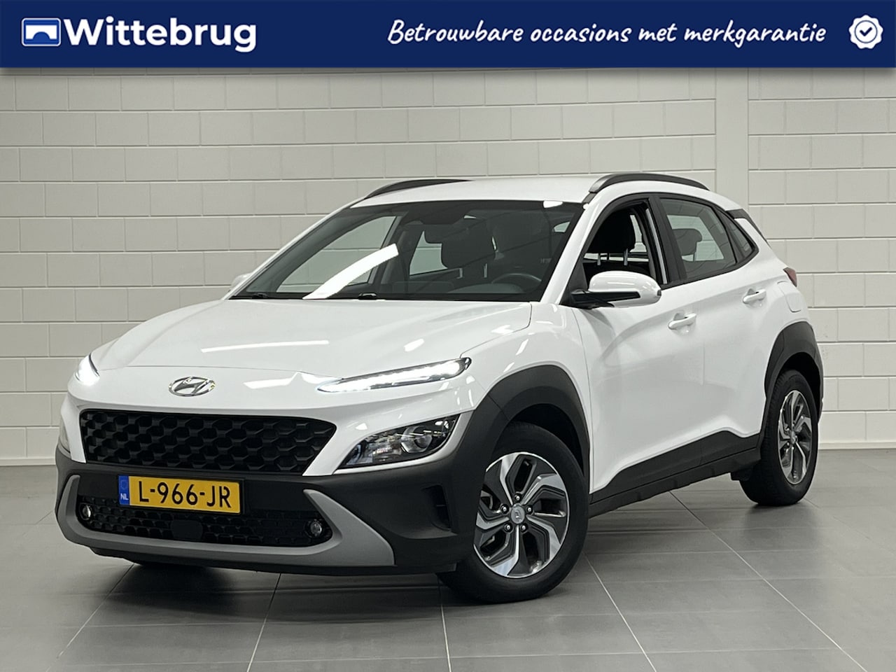 Hyundai Kona - 1.6 GDI HEV Comfort APPLE / ANDROID NAVIGATIE | AIRCO | DEALER ONDERHOUDEN! - AutoWereld.nl