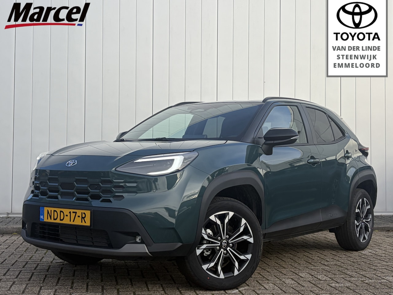 Toyota Yaris Cross - 1.5 Hybrid 130 First Edition Comfort Pack Stoel Stuur Verwarmd PDC BSM - AutoWereld.nl