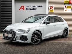 Audi A3 Sportback - 30 TFSI edition Pano/Leer/AppleCarPlay/Matrix
