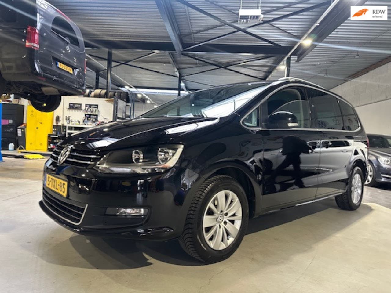 Volkswagen Sharan - 1.4 TSI Comfortline Edition 7persoons/Apk nieuw bij aflevering - AutoWereld.nl