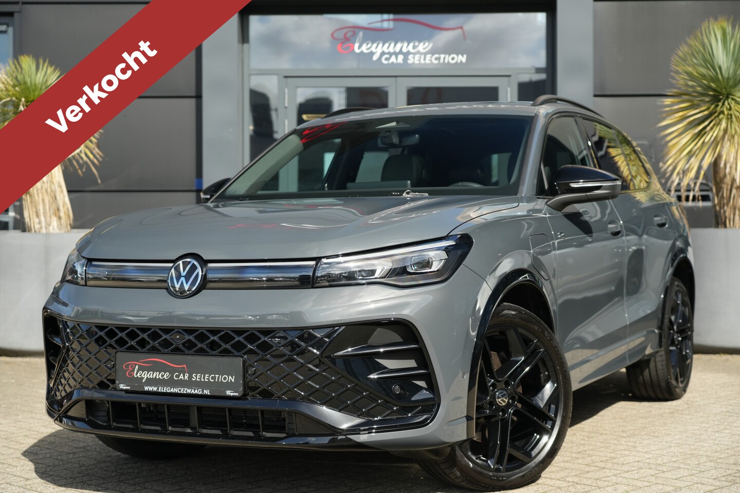 Volkswagen Tiguan - 1.5 eHybrid R-Line Edition | PHEV | Pano | Trekhaak | 360° Camera | Deze Volkswagen Tiguan - AutoWereld.nl