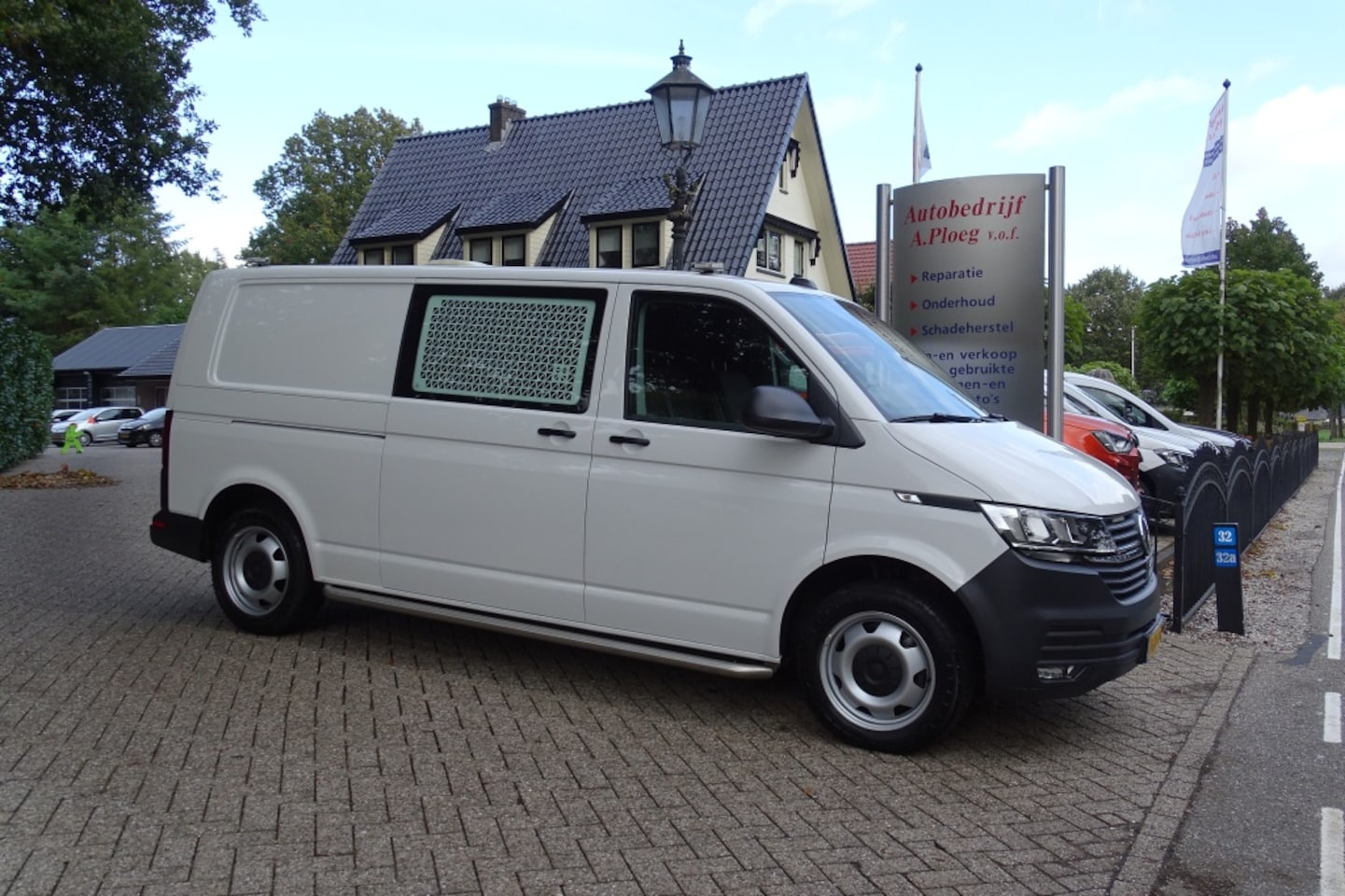 Volkswagen Transporter - 2.0 TDI L2H1 4M - AutoWereld.nl