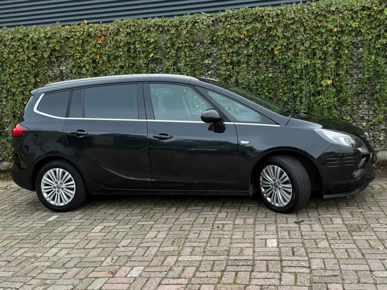 Opel Zafira Tourer - 1.4 Design Edition 7p. 1.4 Design Edition 7p. - AutoWereld.nl