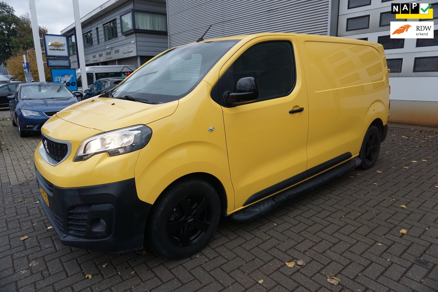 Peugeot Expert - 231S 2.0 BlueHDI 120 Premium 360 CAMERA/ NAP /NAVI - AutoWereld.nl
