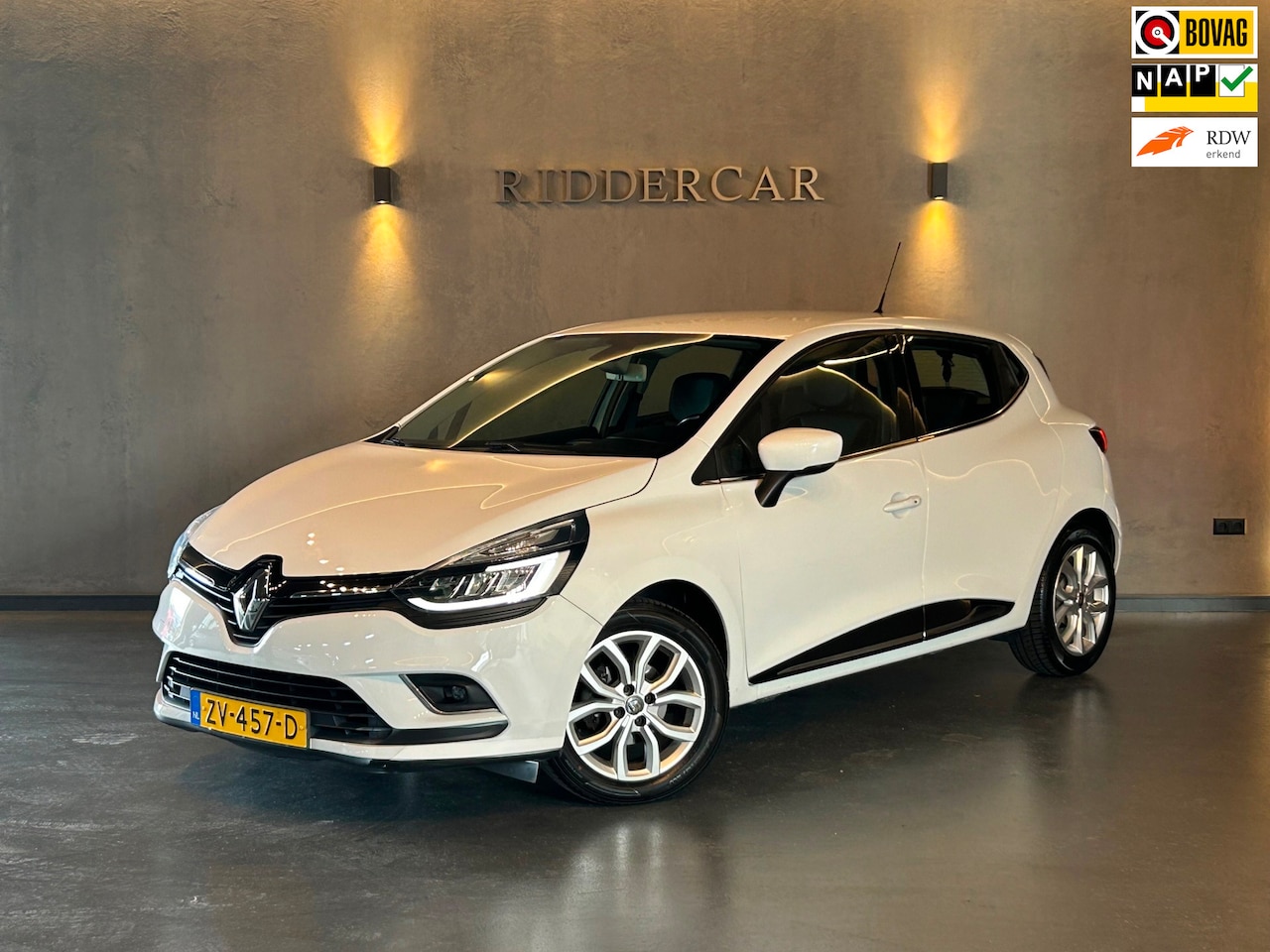 Renault Clio - 0.9 TCe Intens|NAP|PARK SENS|CRUISE|NAVI|KEYLESS|BLUETOOTH| - AutoWereld.nl