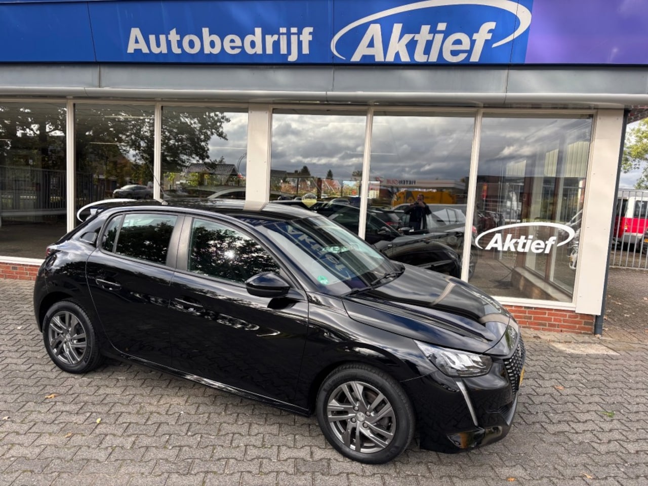 Peugeot 208 - 1.2 PT 100 ACTIVE PACK - AutoWereld.nl