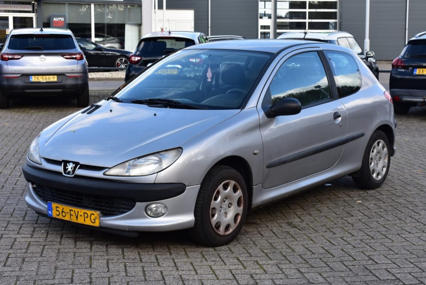 Peugeot 206 - 1.4 XR LOOP / SLOOP APK T/M 30-03-2027 - AutoWereld.nl
