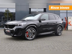 BMW X1 - xRdrive 30e Sportpakket Pro / Panodak / Trekhaak wegklb. / Camera /19 Inch LM/ ACC