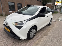 Toyota Aygo - 1.0 VVT-i x