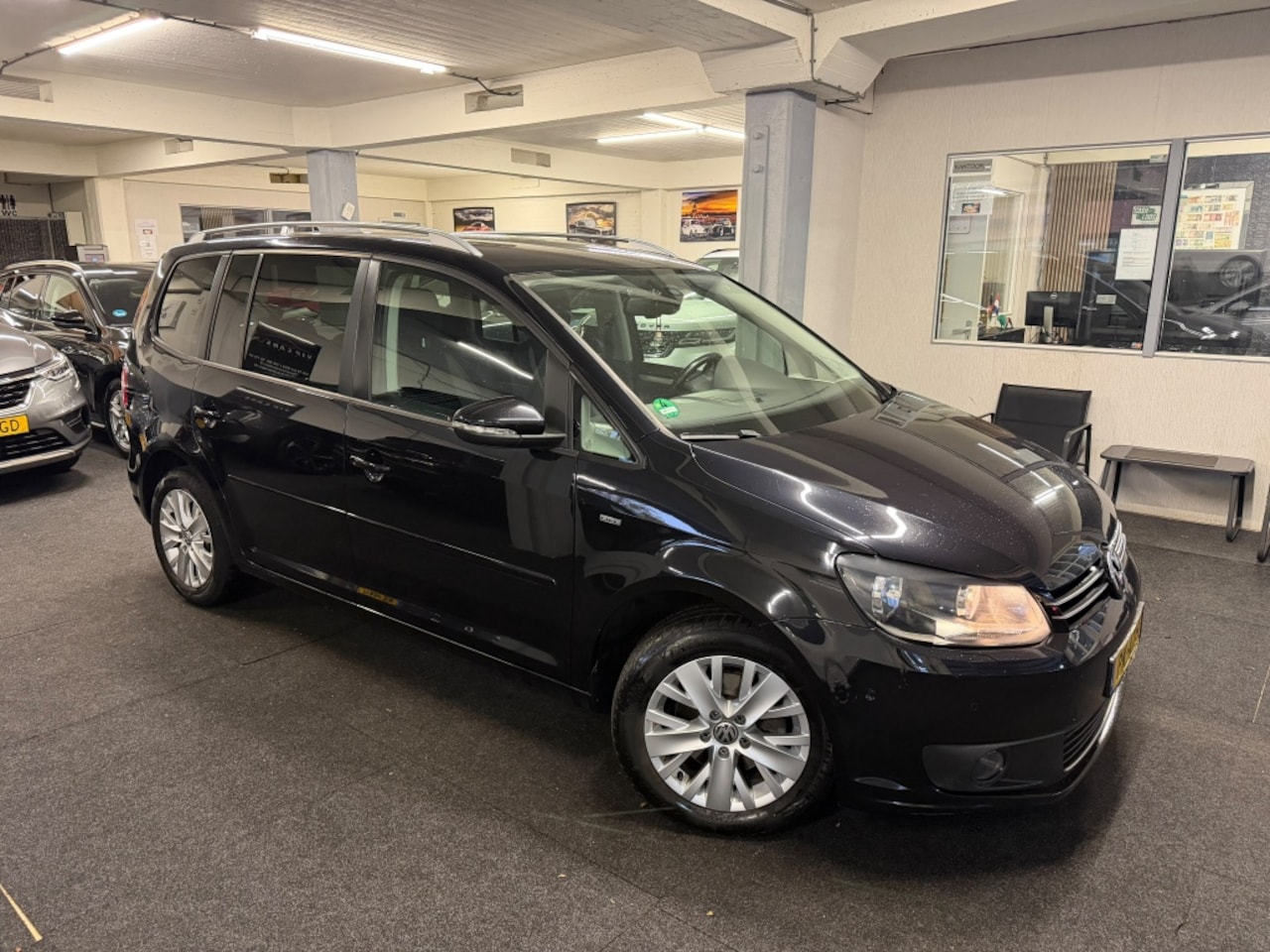 Volkswagen Touran - 1.2 TSI *Clima*NAVI*2013*Velgen - AutoWereld.nl