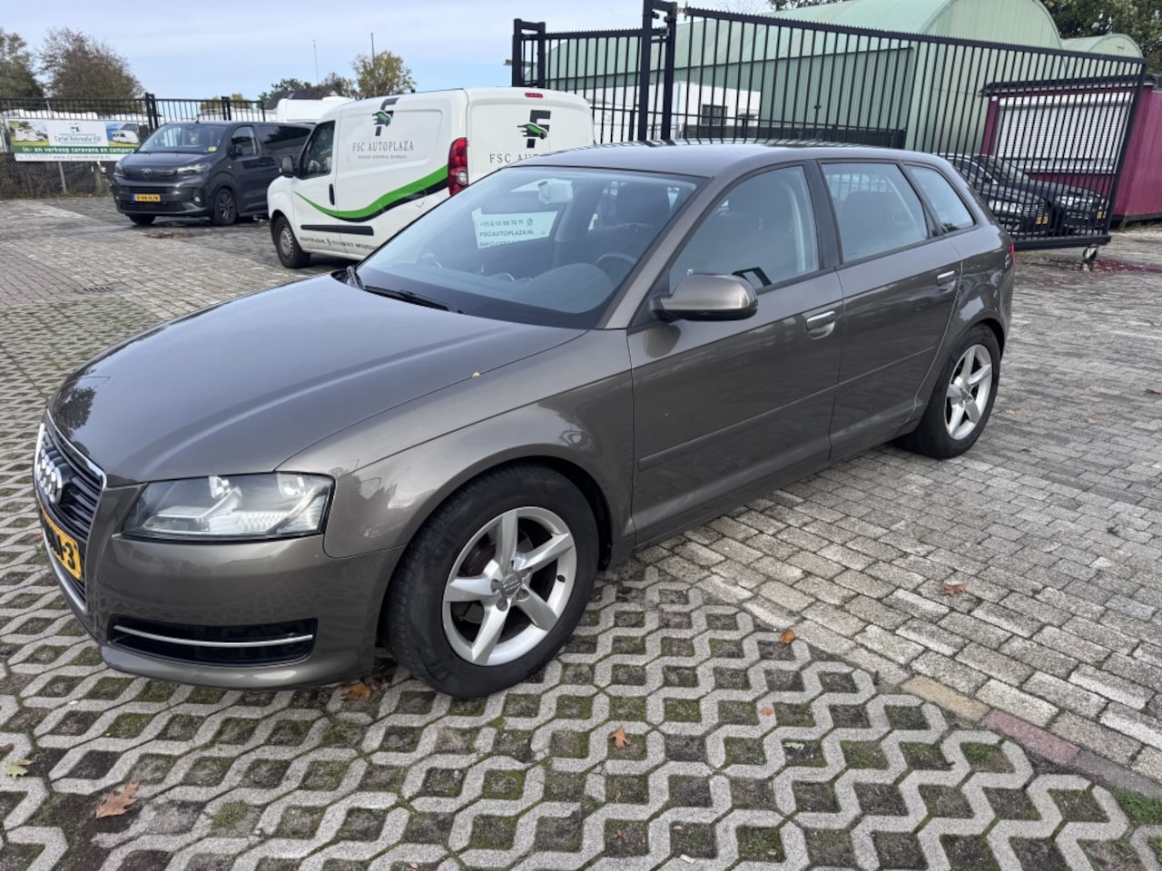 Audi A3 Sportback - 1.6 TDI Attr. PL B - AutoWereld.nl