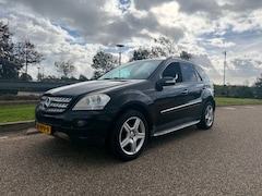 Mercedes-Benz M-klasse - 320 CDI * NAP * GRIJS KENTEKEN