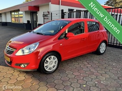Opel Corsa - 1.4-16V Enjoy 5DRS IN NIEUWSTAAT 1E EIG. NWE APK