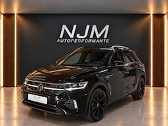 Volkswagen T-Roc - 1.5 TSI R-Line|Pano|Trekhaak|Keyless