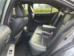 Lexus IS - 300h F Sport Line Schuifdak Dealer onderhouden