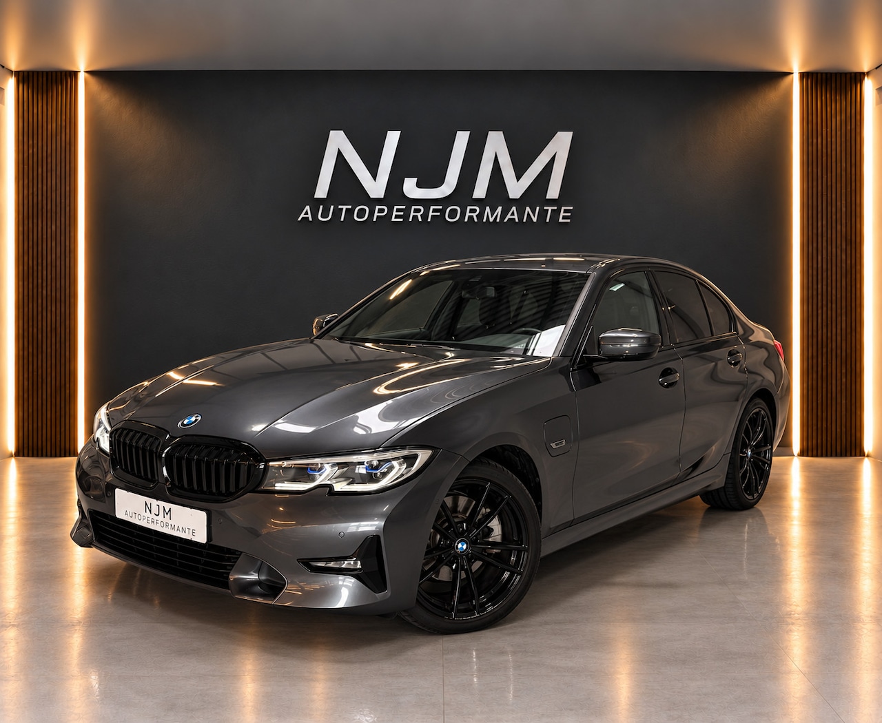 BMW 3-serie - 320e M-Sport|Keyless|Camera|Laser|Sfeer - AutoWereld.nl
