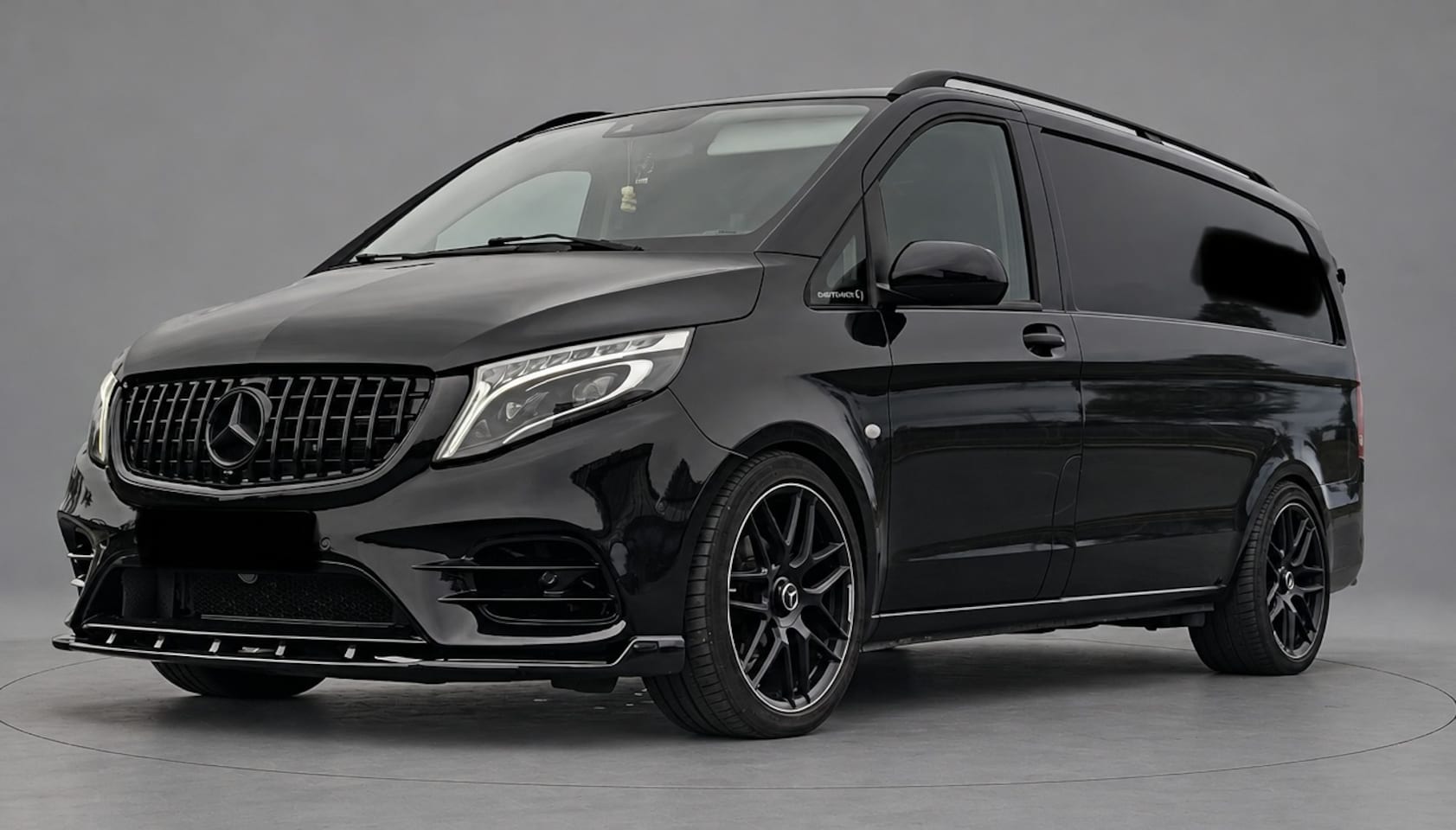 Mercedes-Benz Vito - 116 CDI L2 AMG Black Edition Camera, Cruise, Carplay, LED, Multiemedia, Leder, 164pk, Auto - AutoWereld.nl