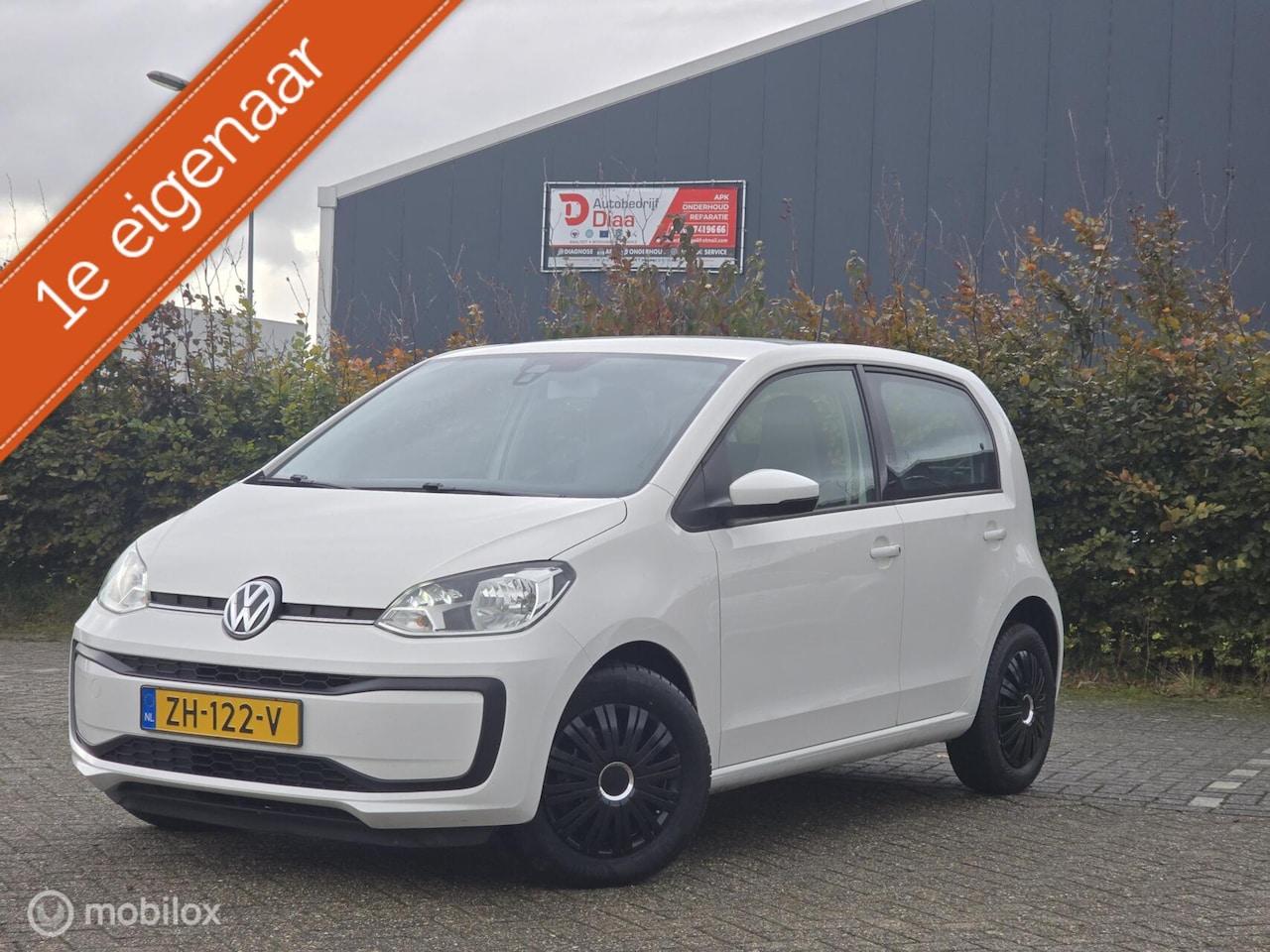 Volkswagen Up! - 1.0 BMT move up! btw'er Dealer airco - AutoWereld.nl